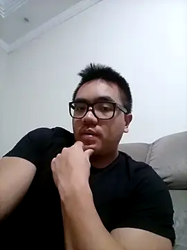 awesometeacher33 online show from March 14, 2025, 3:26 am