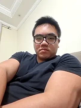 awesometeacher33 online show from June 12, 2026, 4:00 am