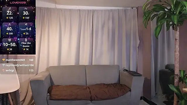 YuliethPetite online show from February 10, 2026, 11:47 am