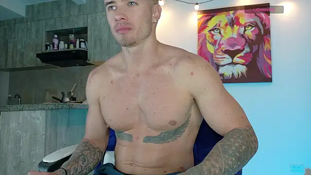 Ryannblue07 online show from May 26, 2026, 11:34 pm