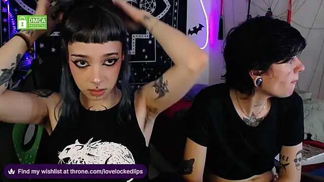 lovelockedlips online show from November 22, 2025, 9:25 pm