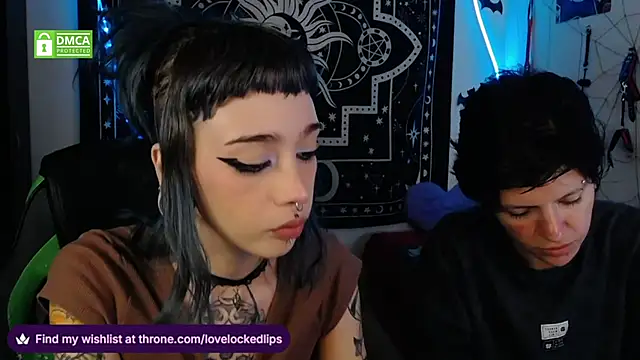 lovelockedlips online show from November 24, 2025, 9:14 pm