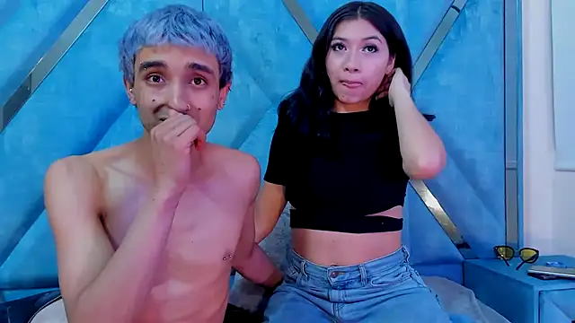 LauryAndNarem69 online show from November 3, 2025, 8:04 am