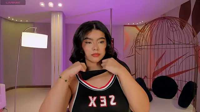 CandaseRussell online show from October 30, 2025, 8:31 pm