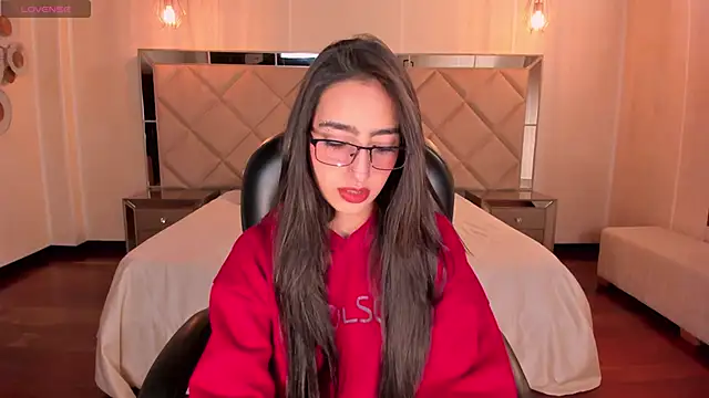 LarisaSmirnov online show from January 10, 2026, 4:14 am