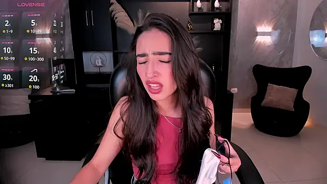 LarisaSmirnov online show from February 13, 2026, 4:41 am