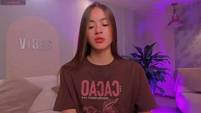 Snapshot of MaiaCollins chatting on September 30, 2025, 6:13 pm MaiaCollins online show from September 30, 2025, 6:13 pm