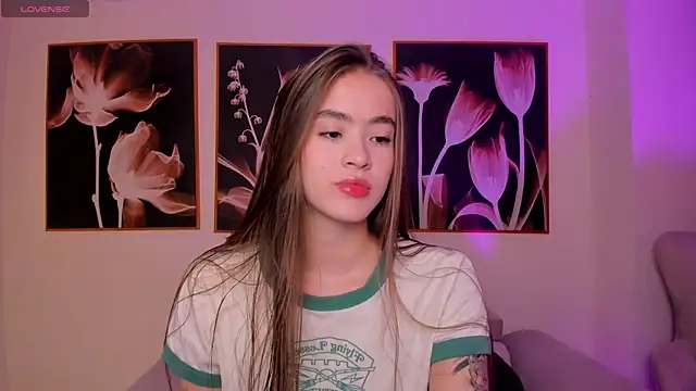 MaiaCollins online show from March 27, 2026, 1:00 pm