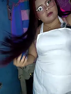 Trilyn25 online show from October 29, 2025, 2:58 am