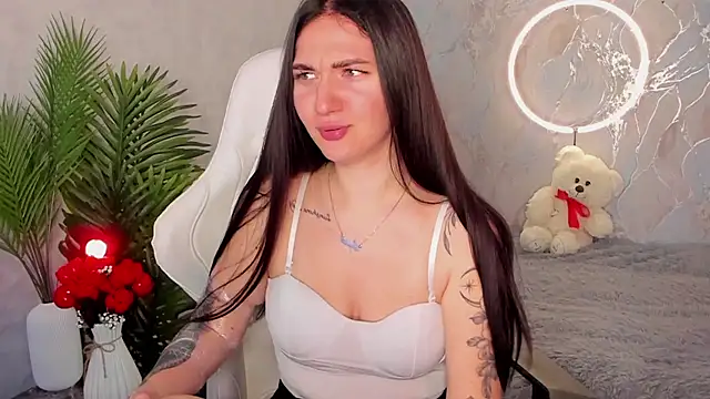 babyisperfect online show from December 5, 2025, 3:48 am