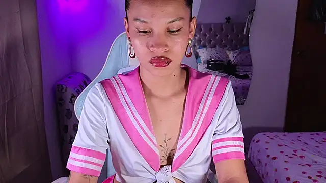 eleselas online show from November 23, 2025, 10:42 pm