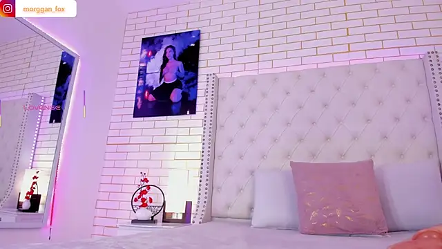 Morggan Fox  online show from March 29, 2026, 11:38 pm