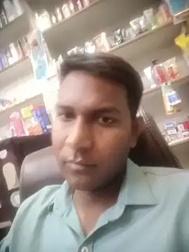 vikesh05 online show from May 6, 2026, 8:14 pm