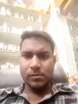vikesh05 online show from May 13, 2026, 9:00 pm