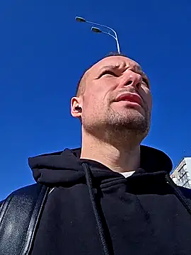 Snapshot of Masya_MaxUA chatting on March 21, 2025, 12:06 pm Masya MaxUA online show from March 21, 2025, 12:06 pm