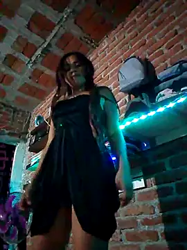 lola1701 online show from March 19, 2025, 5:52 am