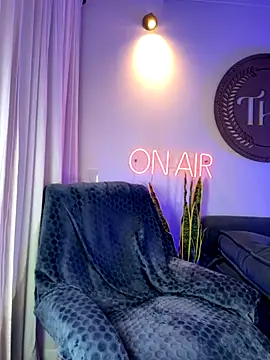 thiagoferrari2 online show from October 16, 2025, 6:14 am