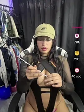 KatianPierce online show from July 12, 2026, 10:56 pm