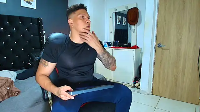 ethan dalton  online show from April 13, 2026, 2:50 am