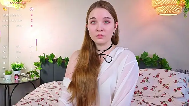 ConstanceHelms online show from October 25, 2025, 5:04 am