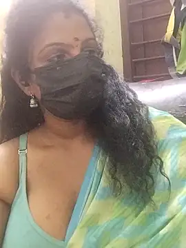 Snapshot of poojaa-rani chatting on March 23, 2026, 5:06 pm poojaa-rani online show from March 23, 2026, 5:06 pm
