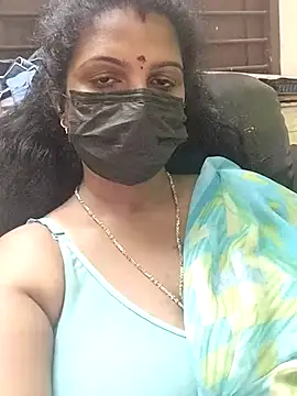 Snapshot of poojaa-rani chatting on March 28, 2026, 5:34 pm poojaa-rani online show from March 28, 2026, 5:34 pm