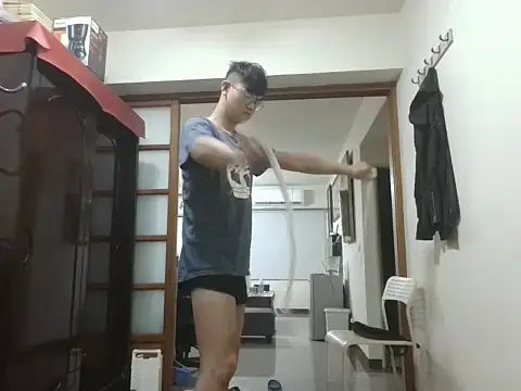 j6m4vu60 online show from October 2, 2025, 1:07 pm