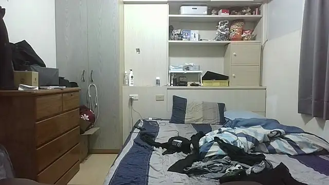 j6m4vu60 online show from October 24, 2025, 4:58 pm