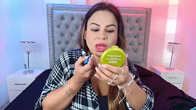 Lia adamsss online show from November 27, 2025, 1:51 am