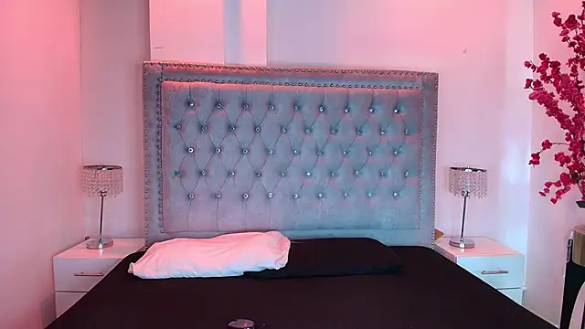 Lia adamsss online show from April 2, 2026, 3:59 am