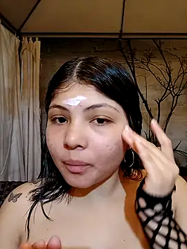 abby roux online show from June 5, 2026, 4:19 am
