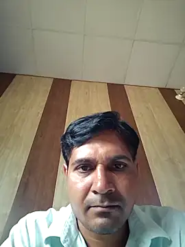 johnny8731 online show from April 4, 2026, 6:22 am