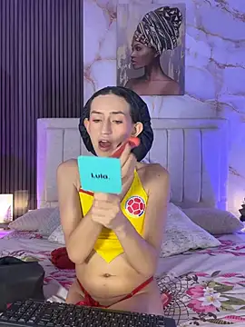 Snapshot of peachandtyron_ chatting on June 25, 2026, 3:28 am peachandtyron online show from June 25, 2026, 3:28 am