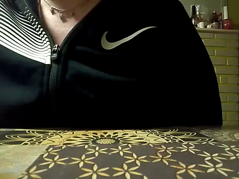 mimi19820 online show from April 2, 2026, 7:55 pm