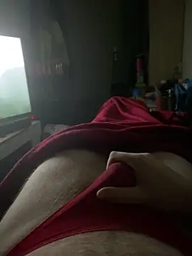 Snapshot of yves24Post chatting on September 27, 2025, 8:36 pm yves24Post online show from September 27, 2025, 8:36 pm