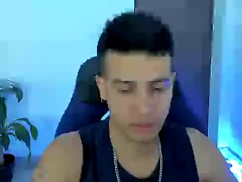 Snapshot of abel_bigcok chatting on October 13, 2025, 9:48 pm abel bigcok online show from October 13, 2025, 9:48 pm