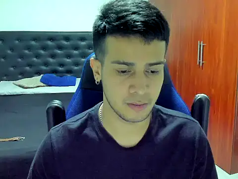 Snapshot of abel_bigcok chatting on October 22, 2025, 2:12 am abel bigcok online show from October 22, 2025, 2:12 am