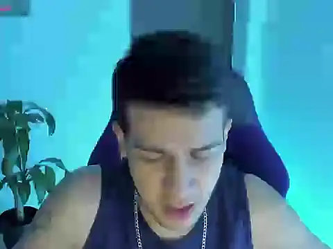 Snapshot of abel_bigcok chatting on October 28, 2025, 7:45 am abel bigcok online show from October 28, 2025, 7:45 am