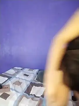 marina huerta03 online show from November 1, 2025, 7:05 pm