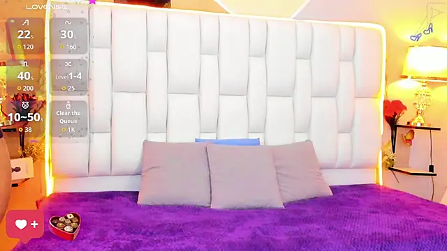 cherryboom23 online show from October 4, 2025, 7:01 pm