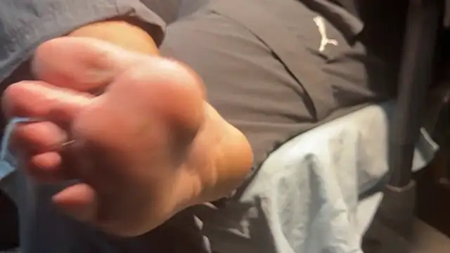 Max 965 online show from December 21, 2025, 6:59 pm