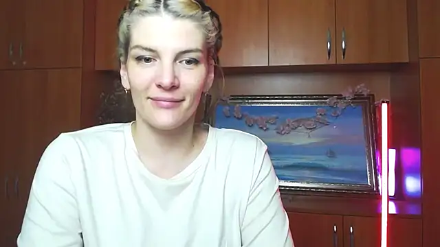 VanessaRey  online show from March 8, 2026, 2:04 am