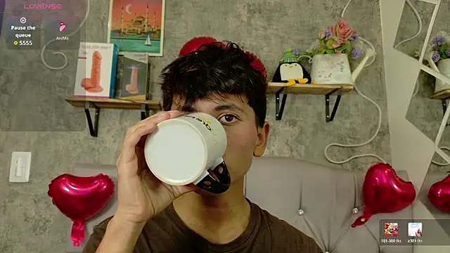 Ethan Westt online show from February 13, 2026, 8:27 pm