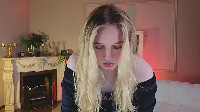 Jes Solar online show from October 25, 2025, 9:09 pm