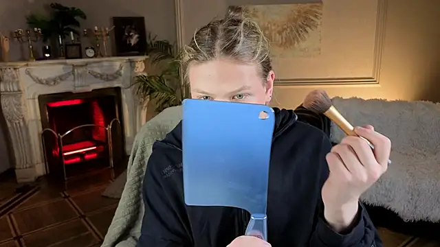 Jes Solar online show from November 27, 2025, 10:01 pm