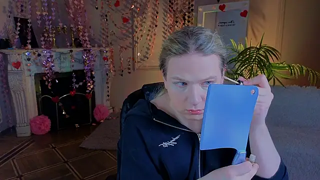 Snapshot of Jes_Solar chatting on February 26, 2026, 10:31 pm Jes Solar online show from February 26, 2026, 10:31 pm