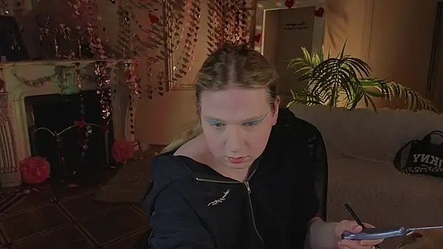 Snapshot of Jes_Solar chatting on February 27, 2026, 10:21 pm Jes Solar online show from February 27, 2026, 10:21 pm