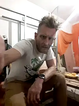 Tomassasdss online show from October 12, 2025, 4:11 am