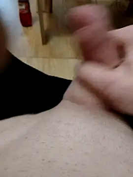 Tomassasdss online show from December 2, 2025, 6:41 am