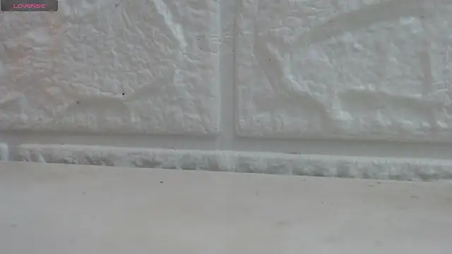 nei girl online show from December 14, 2025, 1:44 am